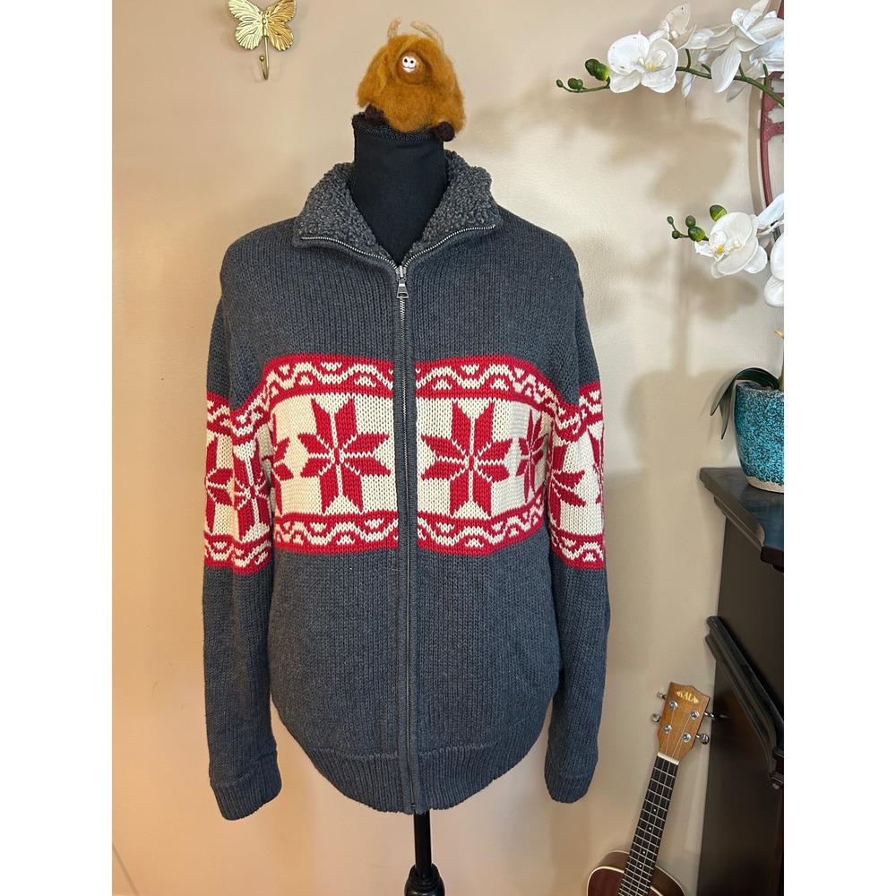 St Johns Bay Mens Medium Gray Nordic Snowflake Sherpa Lined Full Zip Sweater
